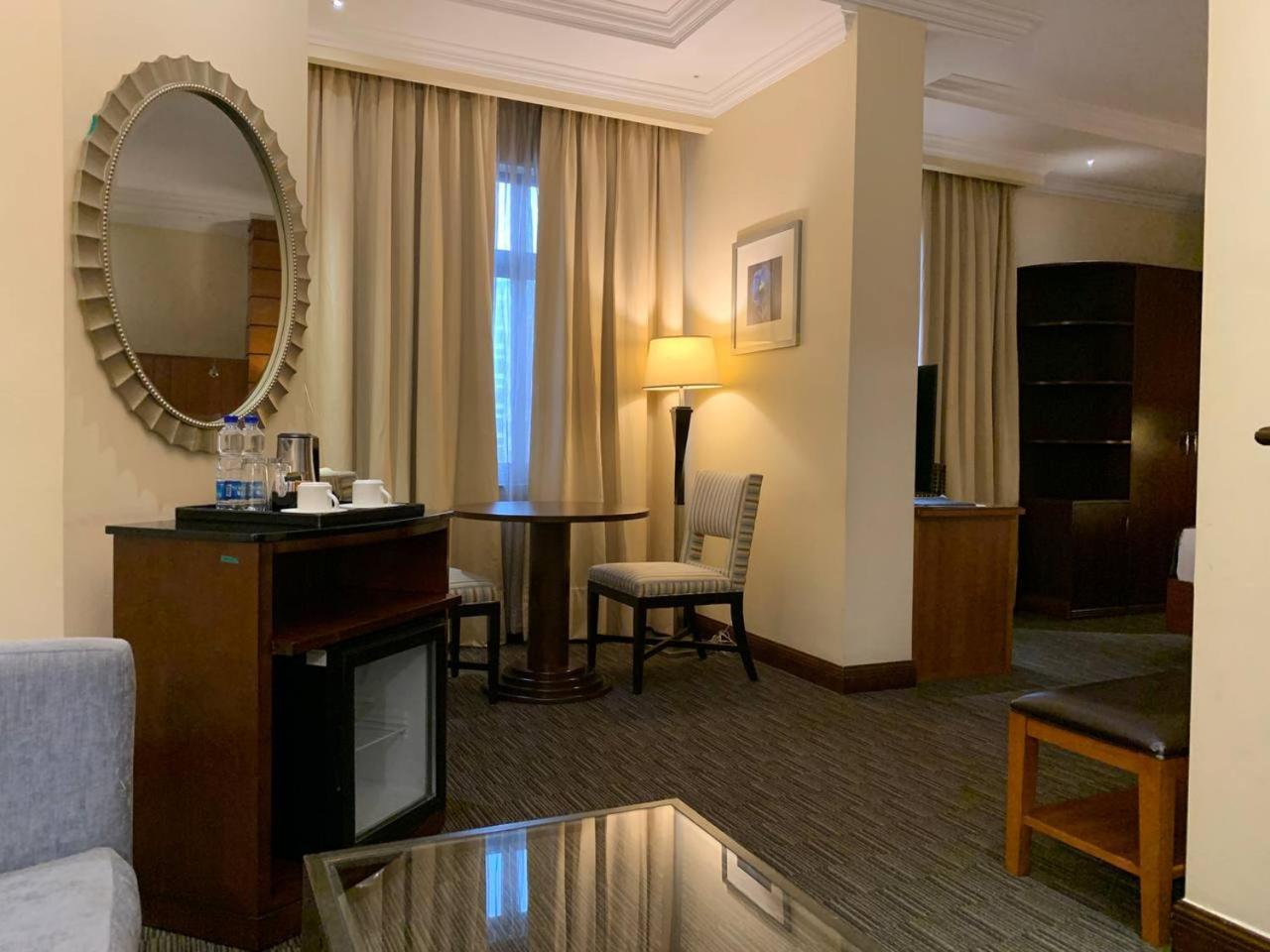 The Hub Hotel 亚的斯亚贝巴 外观 照片