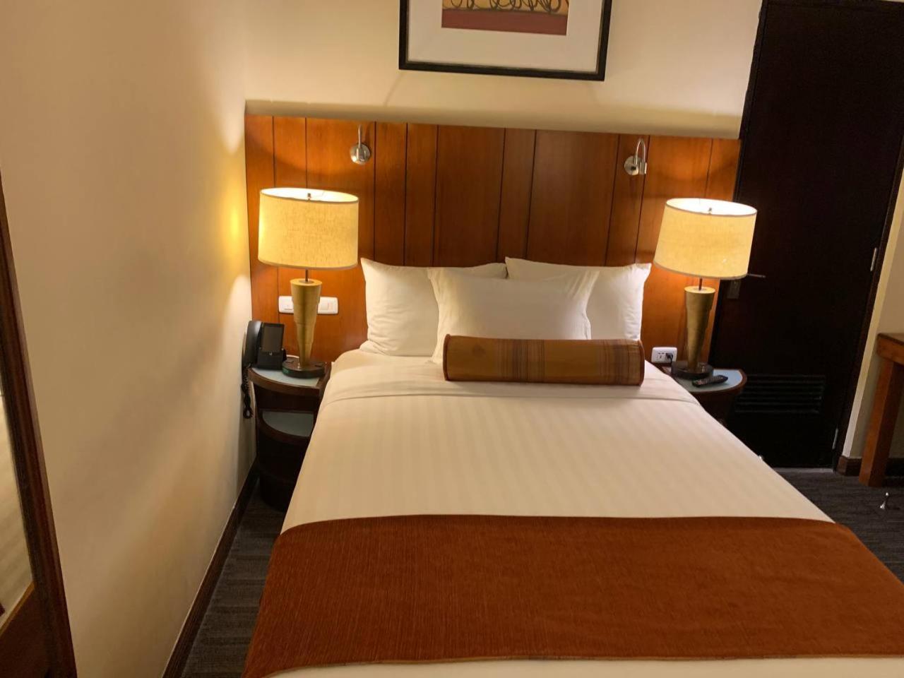 The Hub Hotel 亚的斯亚贝巴 外观 照片